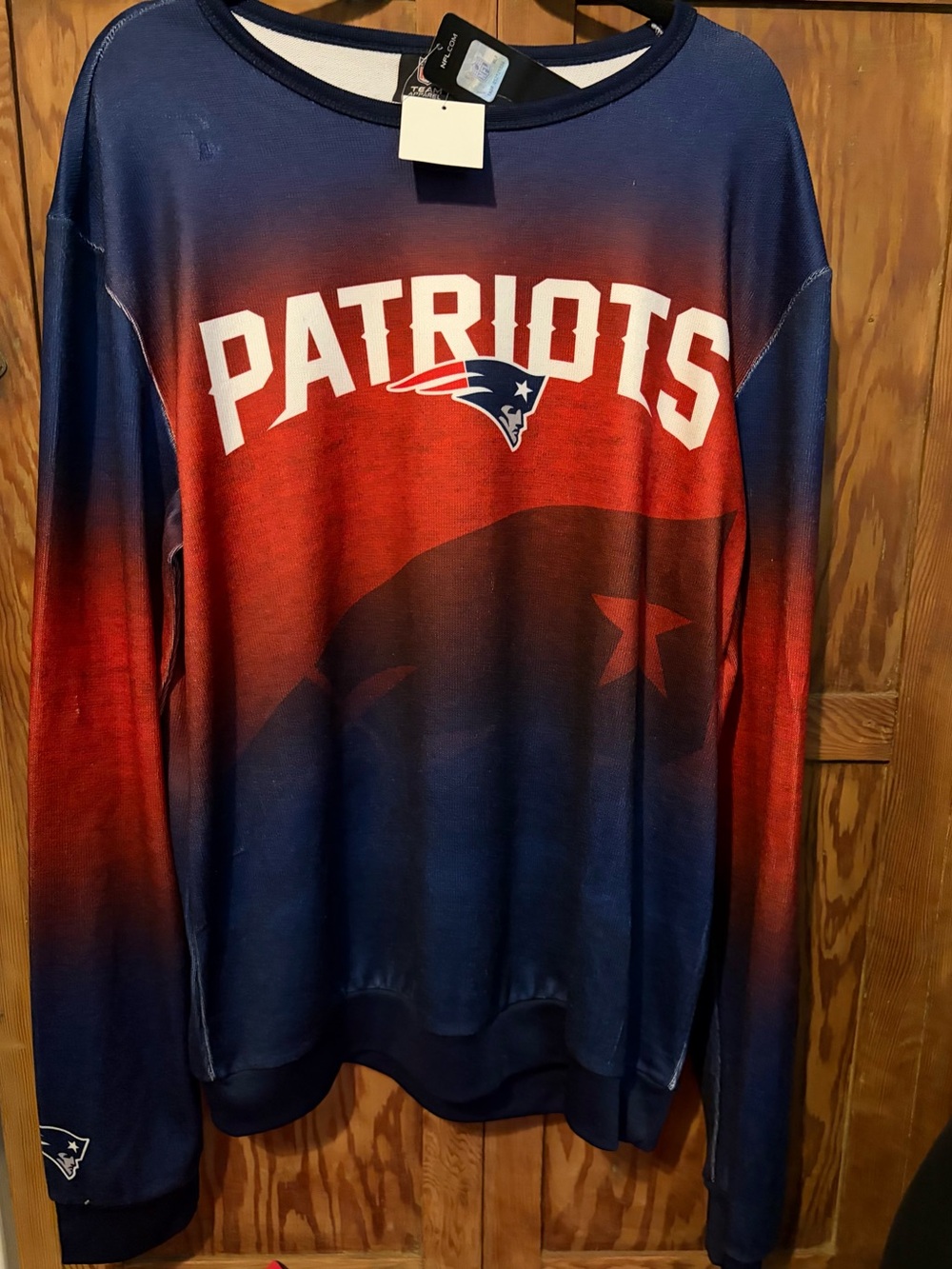 NFL Patriots Gradient Crewneck Sweater - Blue & Red. Large. New with tags
